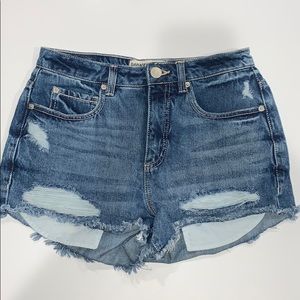 Super stylish denim shorts from Garage Clothing